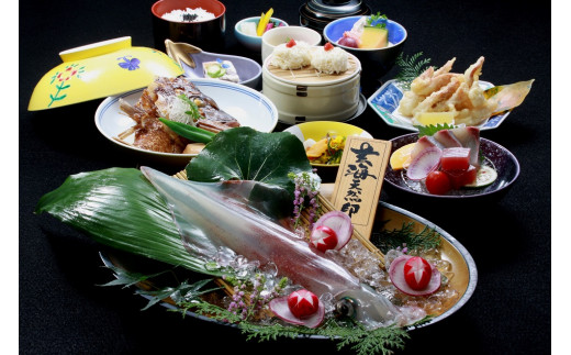 HA0540_料理長おまかせ極上を食す(ペア宿泊券)【はなわらび((株)海宴)】