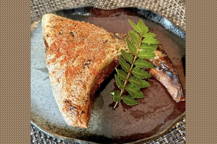 HA1621_めんたい漬けセット(ブリカマ、シャケカマ、手羽明太)【安藤屋】
