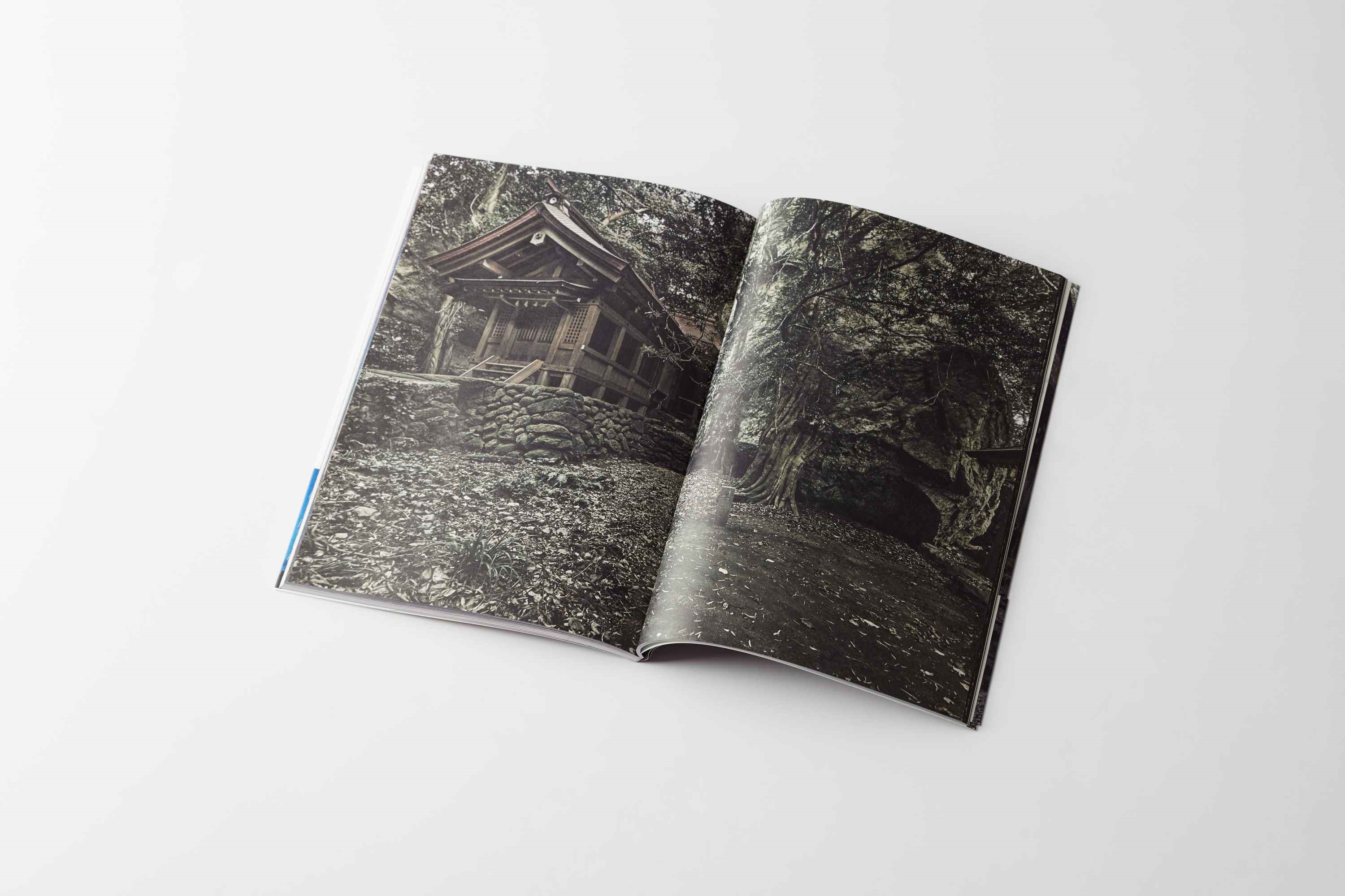 HA1679_山村善太郎 写真集『神坐す 世界遺産宗像大社 沖ノ島自然と祭り』【宗像大社】