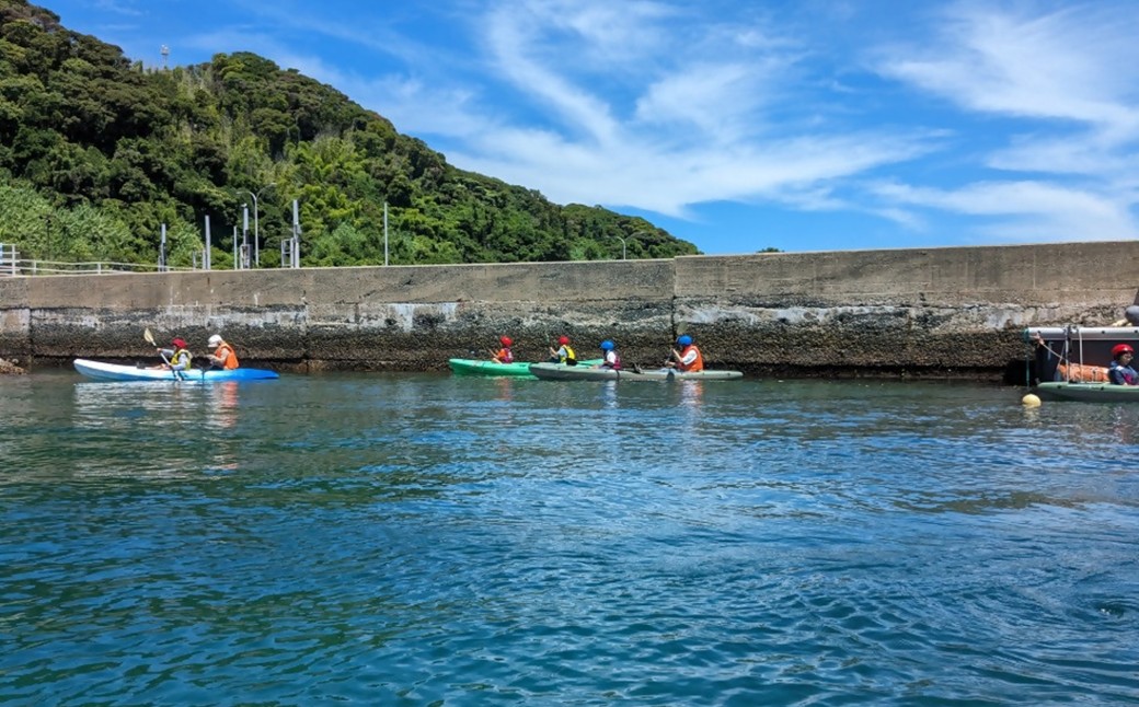 HA2024_海洋体験施設うみんぐ大島 シーカヤック体験1名様分【(株)むなかた大島】