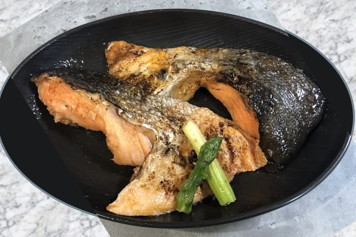 HA1621_めんたい漬けセット(ブリカマ、シャケカマ、手羽明太)【安藤屋】
