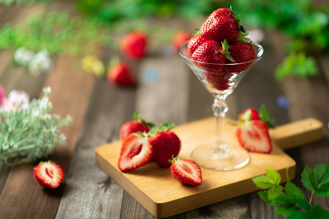 HA1905_【2025年12月より順次発送】福岡産あまおうギフト箱 約600g(24~30粒)【南国フルーツ株式会社】